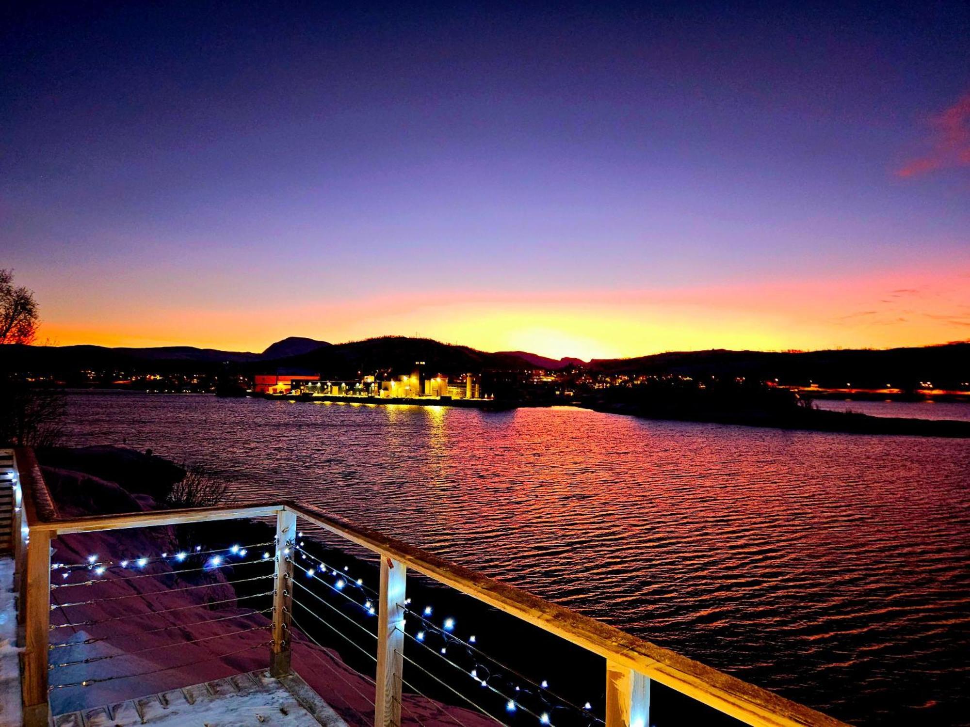 Вилла Kaldfjord Sea House Тромсё Экстерьер фото