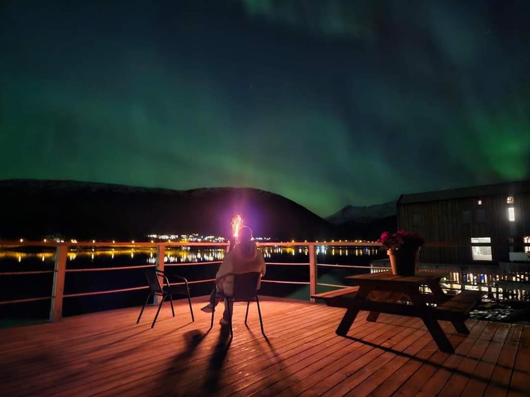 Вилла Kaldfjord Sea House Тромсё Экстерьер фото